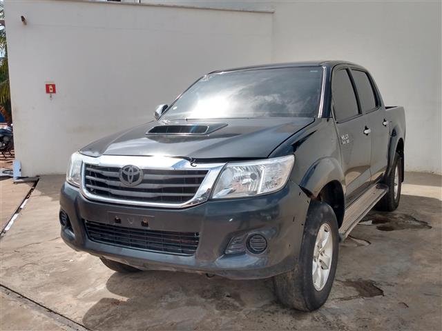 TOYOTA HILUX CD 4X4 3.0 SRV ANO 2013/2013